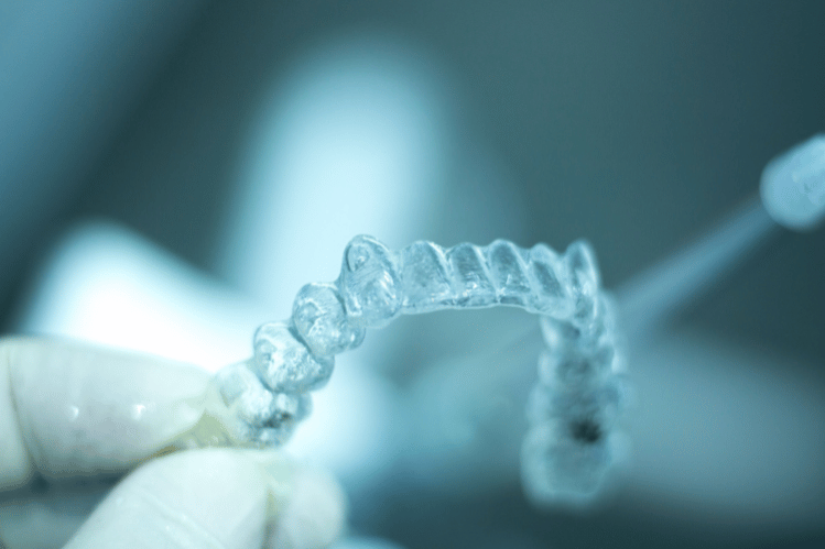 clean clear aligners